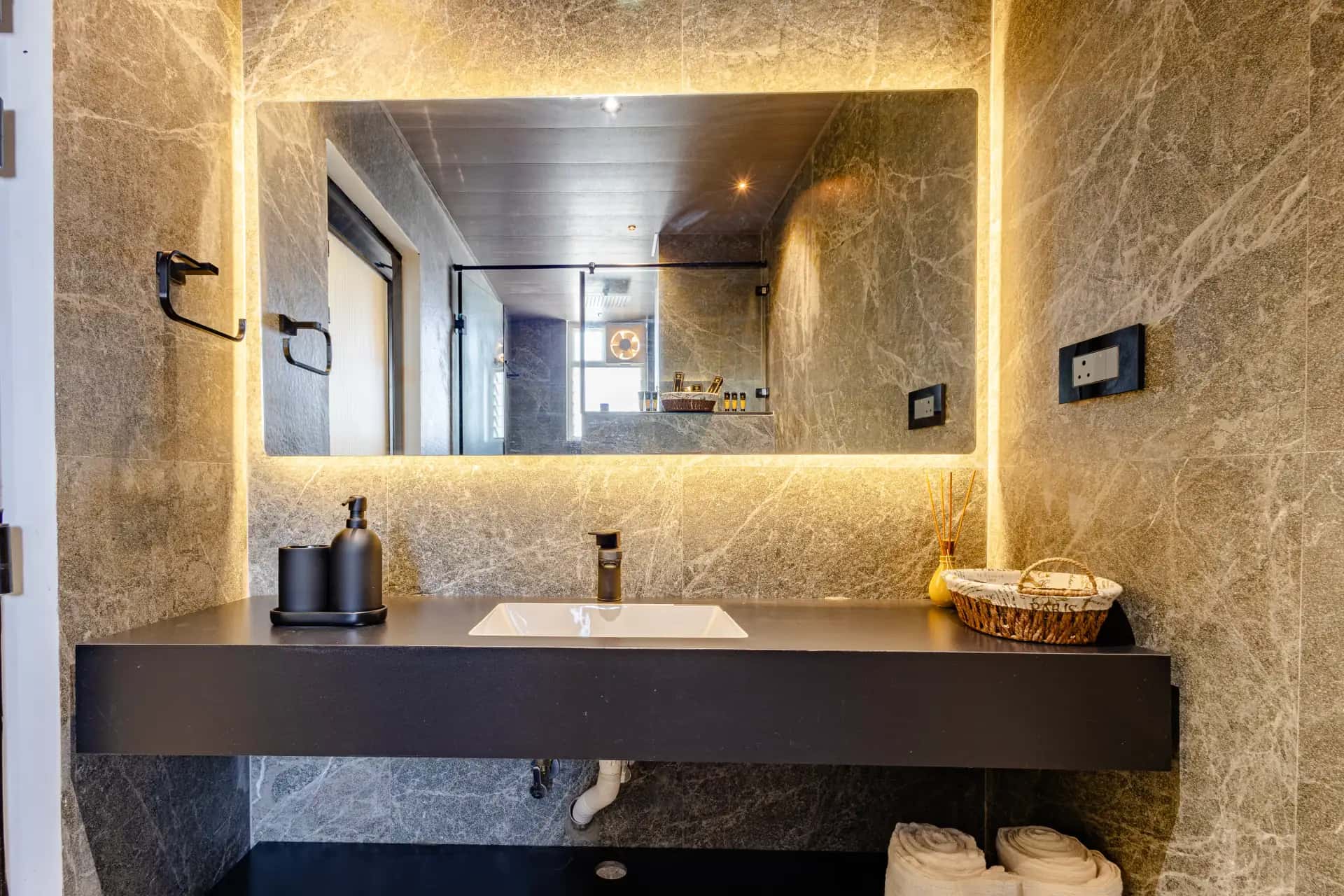 Suite